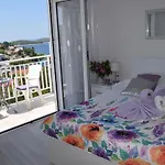 Hostel Zorana