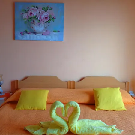 Zorana Hostel Hvar Town